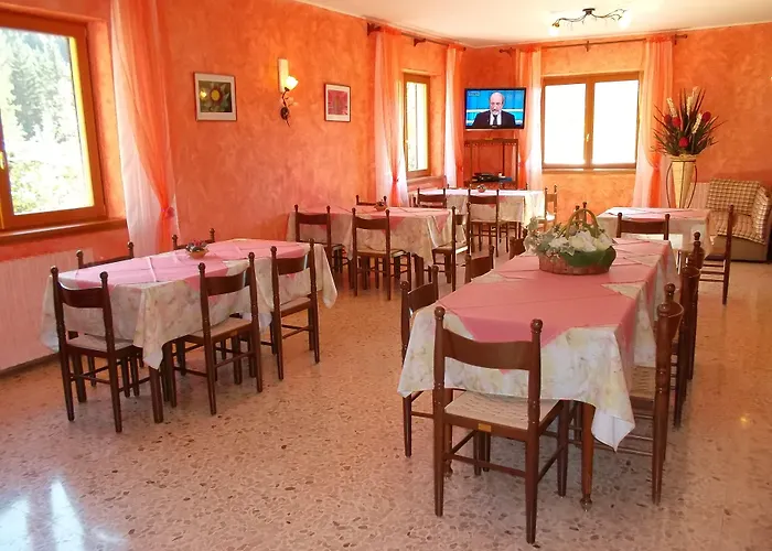 La Rosa 3*